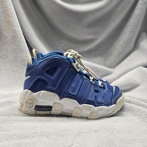 Aura Kids Sneakers in Blue and Cream